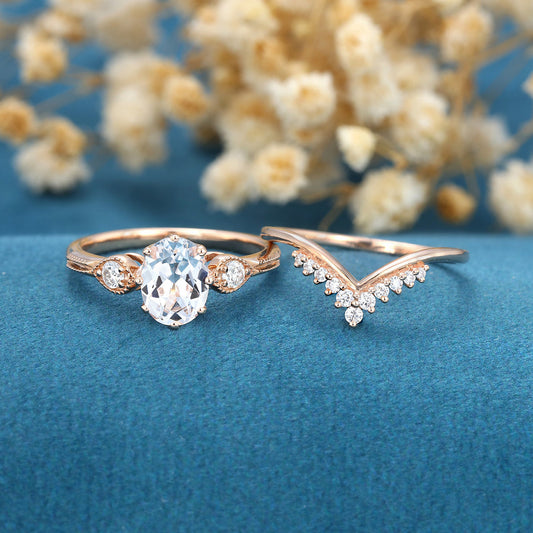 1.33 CT Oval Cluster Moissanite Bridal Set