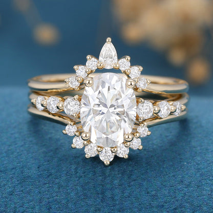 1.33 CT Oval Cluster Moissanite Bridal Set