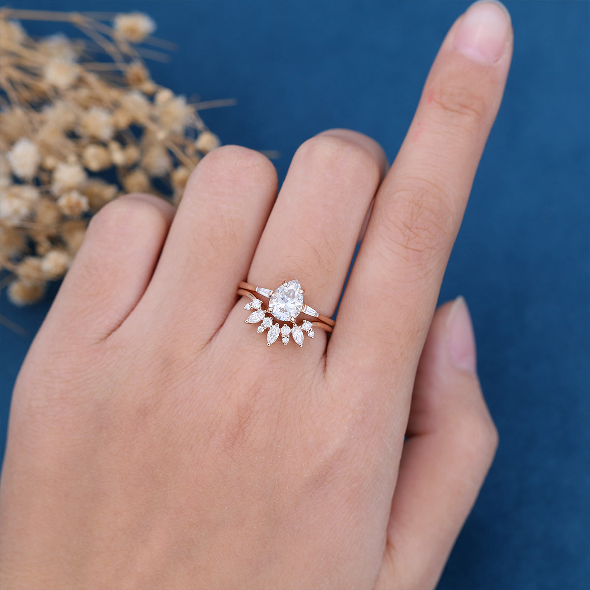 1 CT Pear Cluster Moissanite Bridal Set