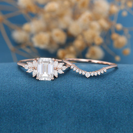1.6 CT Emerald Cluster Moissanite Bridal Set