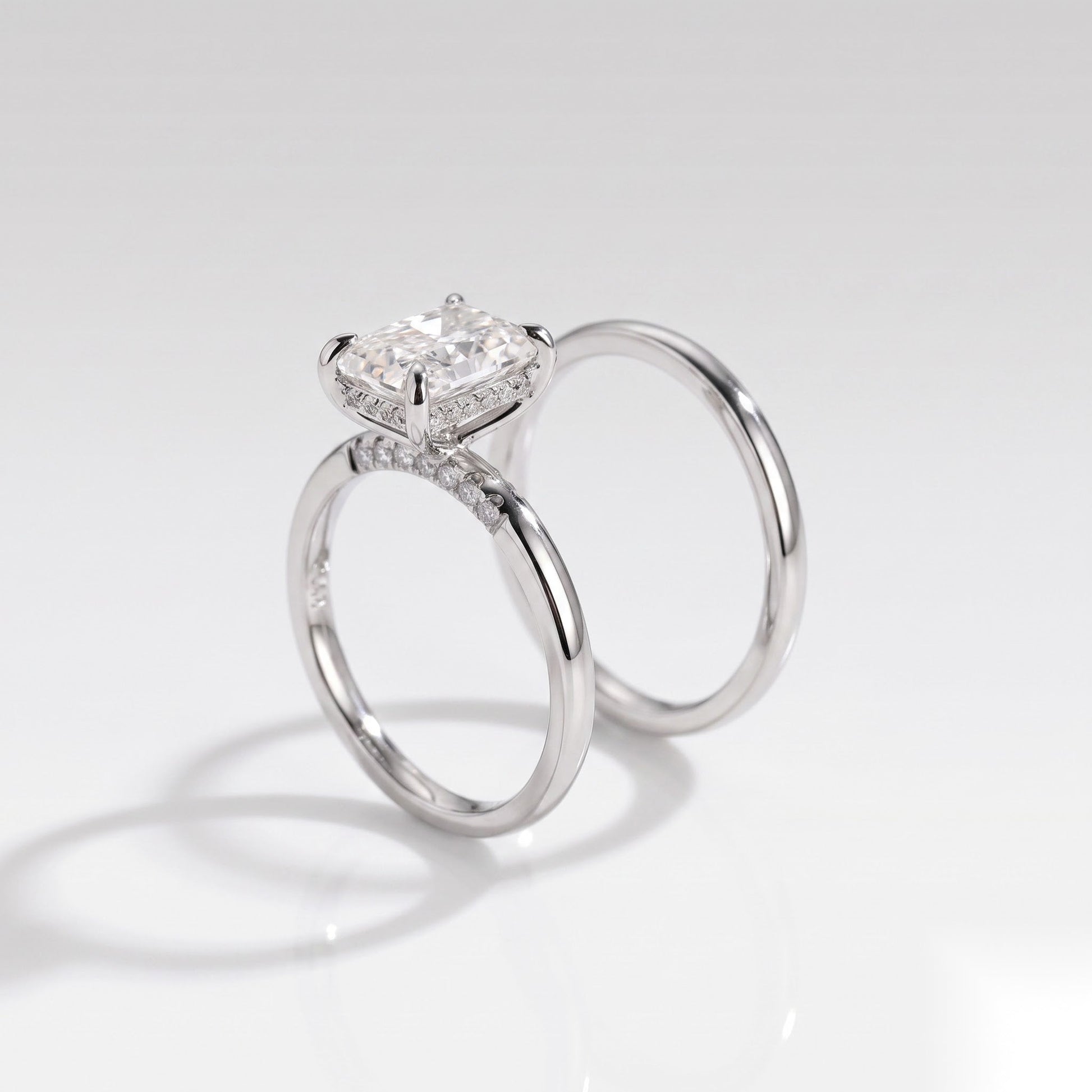 1.6 CT Emerald Cluster Moissanite Bridal Set