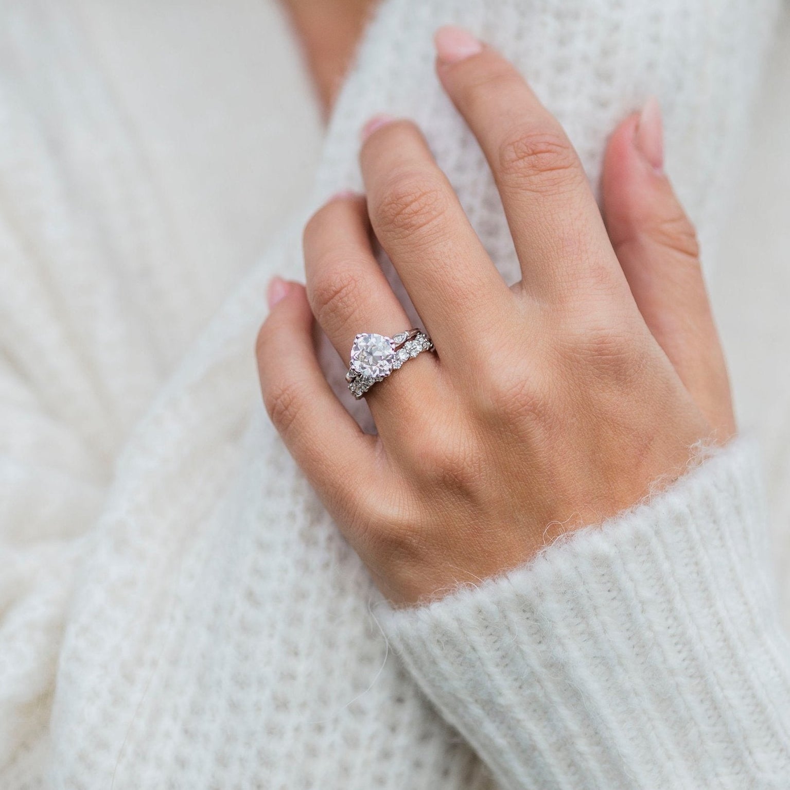 2.5 CT Round Vintage Pave Moissanite Engagement Ring