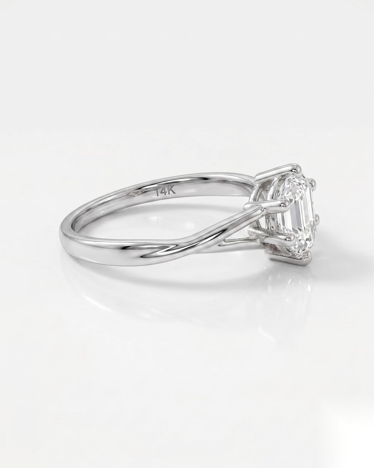 1 CT Pear Solitaire Moissanite Engagement Ring