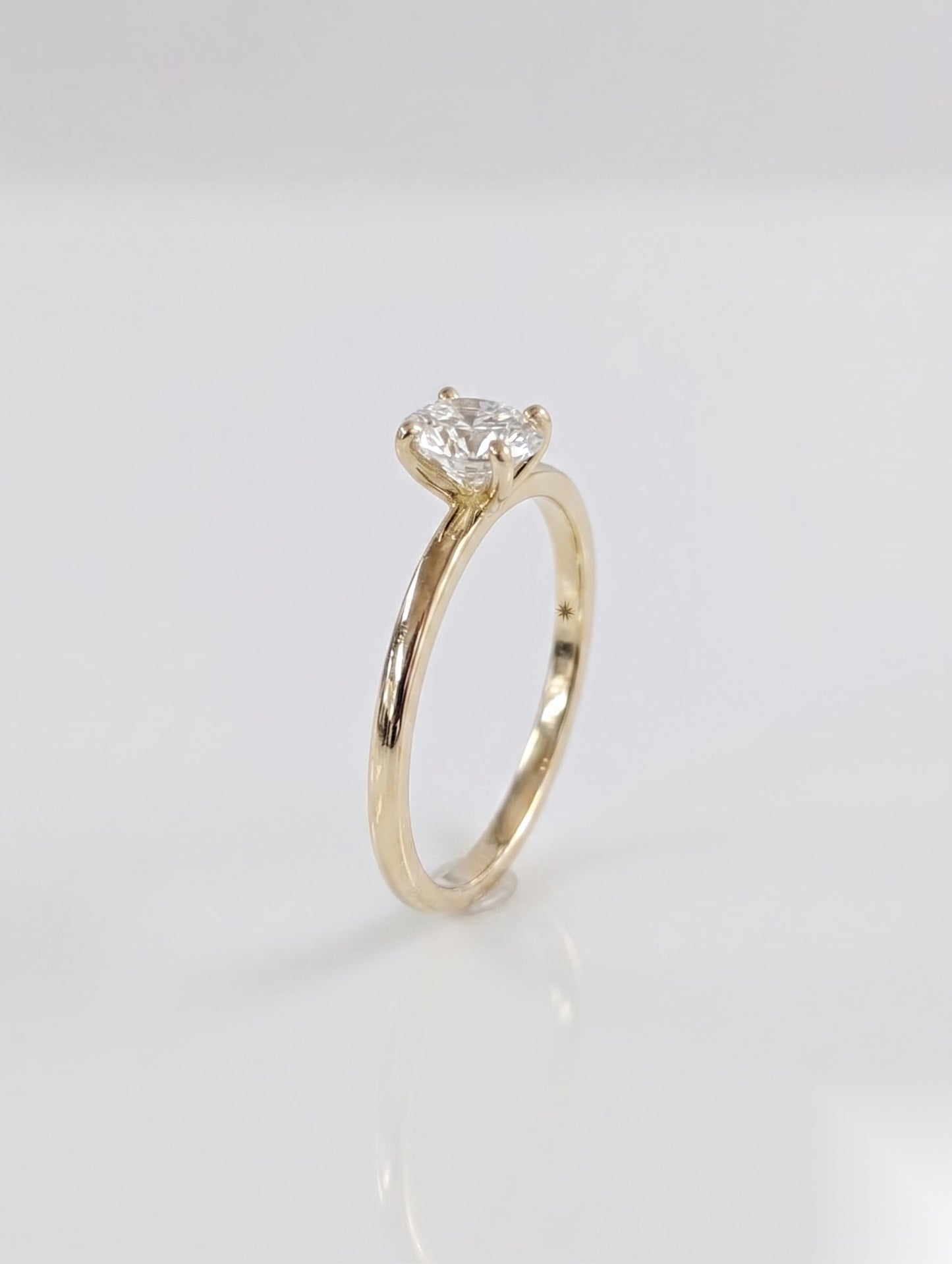 0.5 CT Oval Solitaire Moissanite Engagement Ring