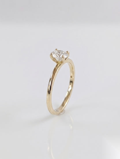 0.5 CT Oval Solitaire Moissanite Engagement Ring