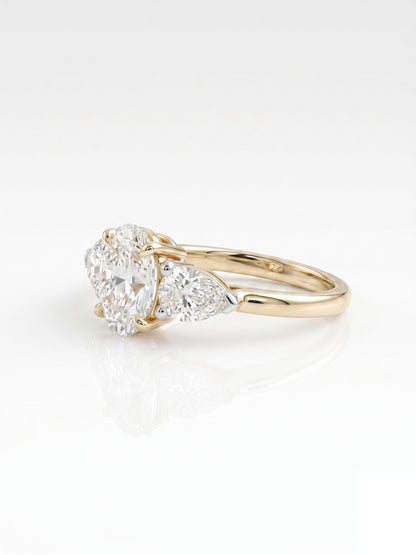 2.5 CT Oval Three Stone Moissanite Engagement Ring