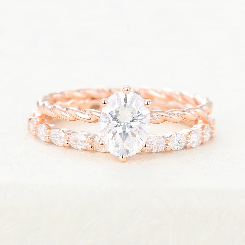 1.33 CT Oval Solitaire Moissanite Bridal Set