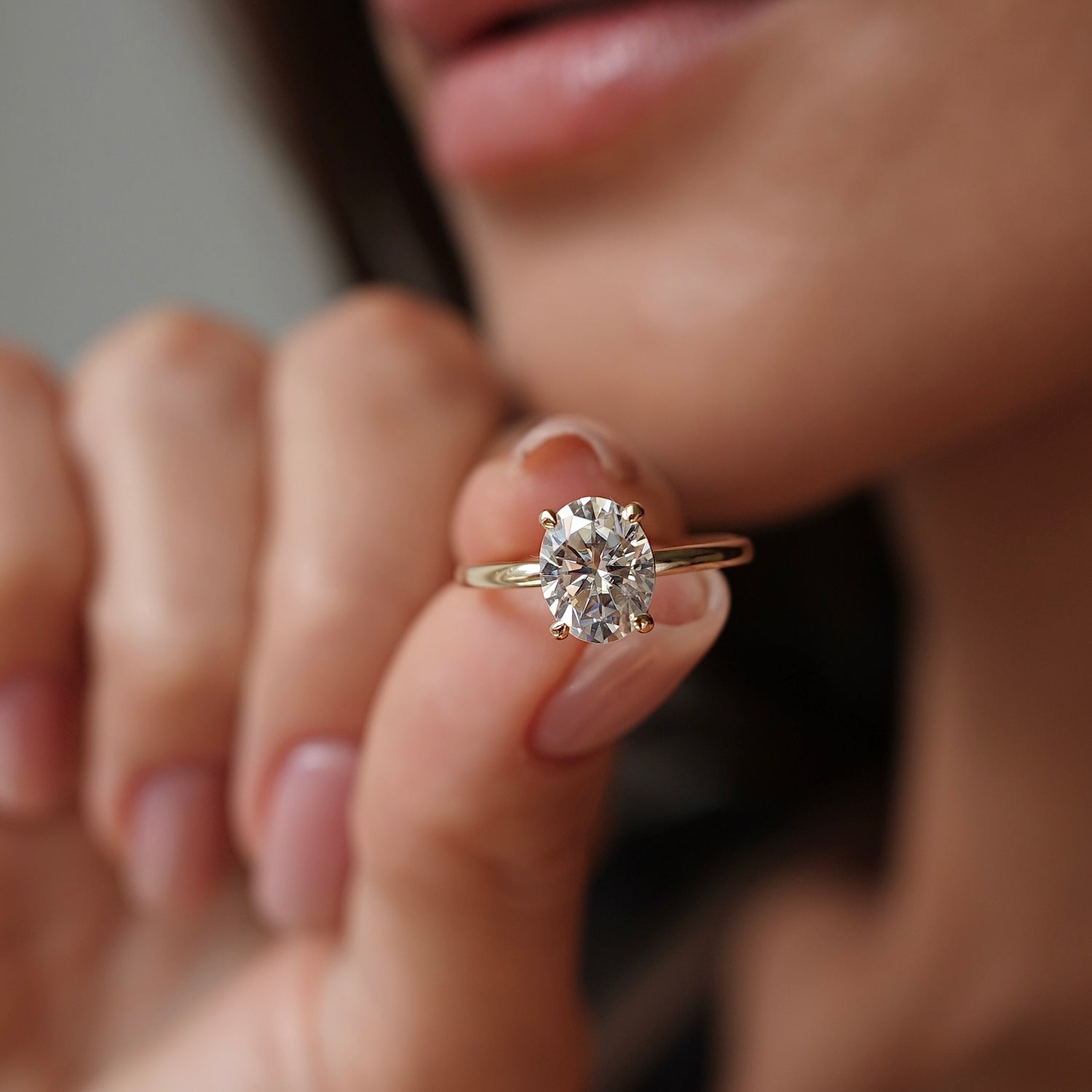 2 CT Oval Solitaire Moissanite Engagement Ring