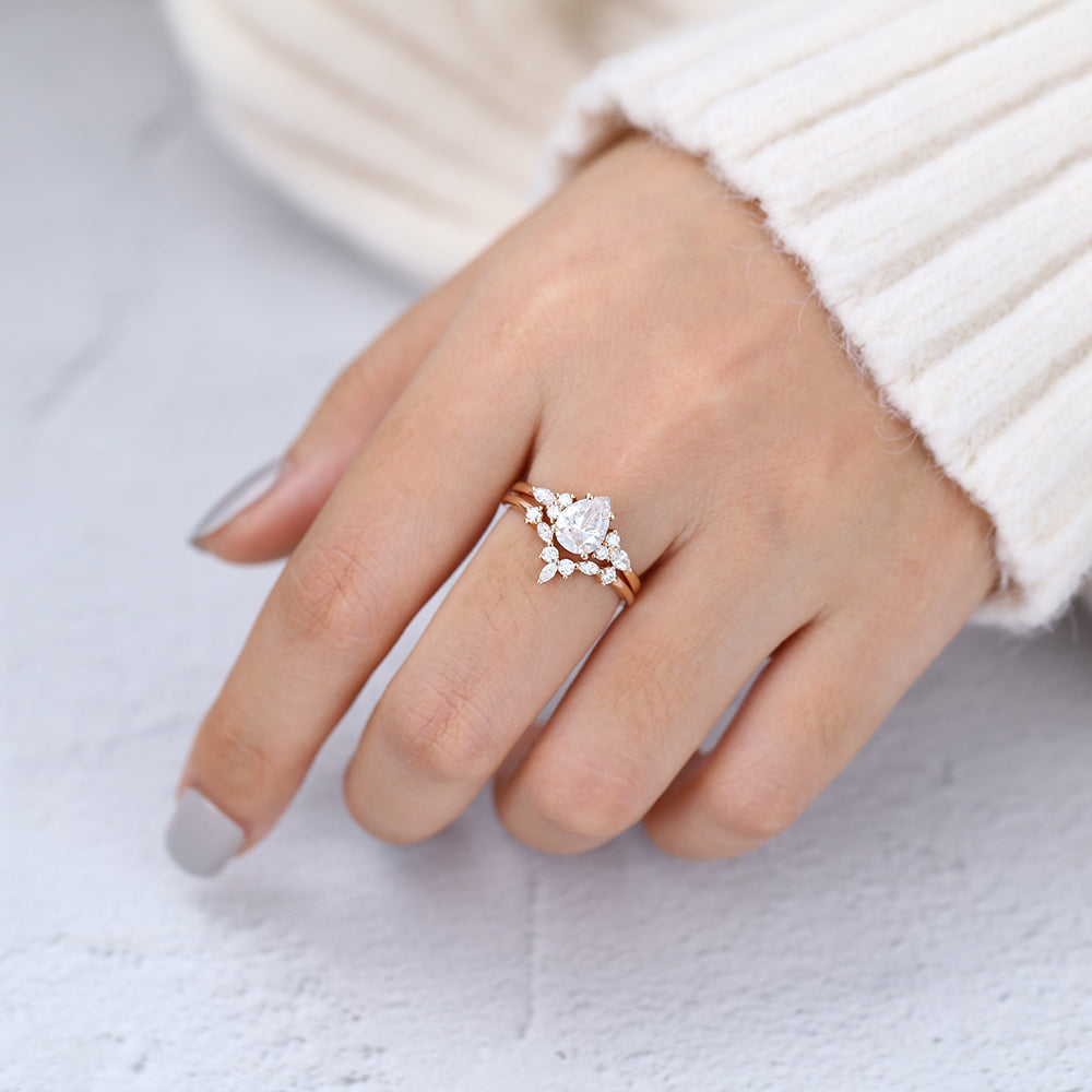 1.2 CT Pear Cluster Moissanite Bridal Set