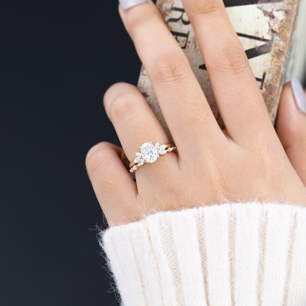 1.33 CT Oval Cluster Moissanite Bridal Set