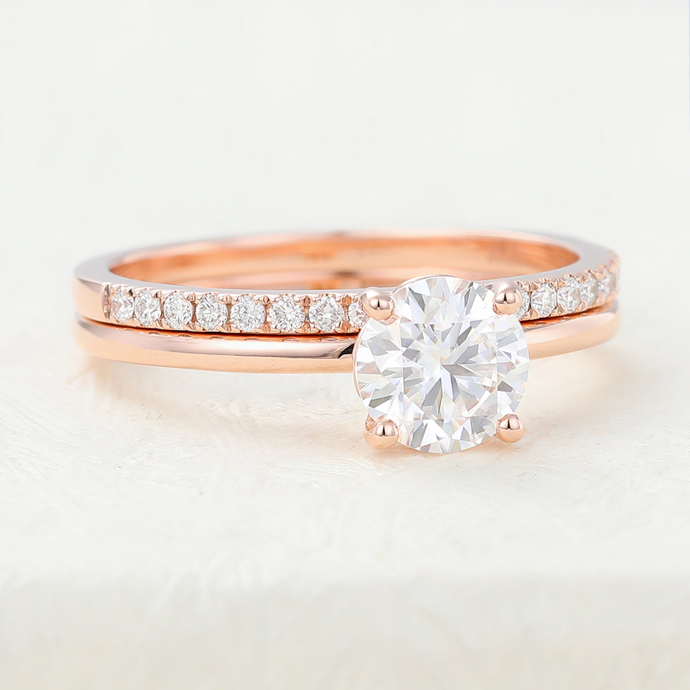 0.68 CT Round Solitaire Moissanite Bridal Set