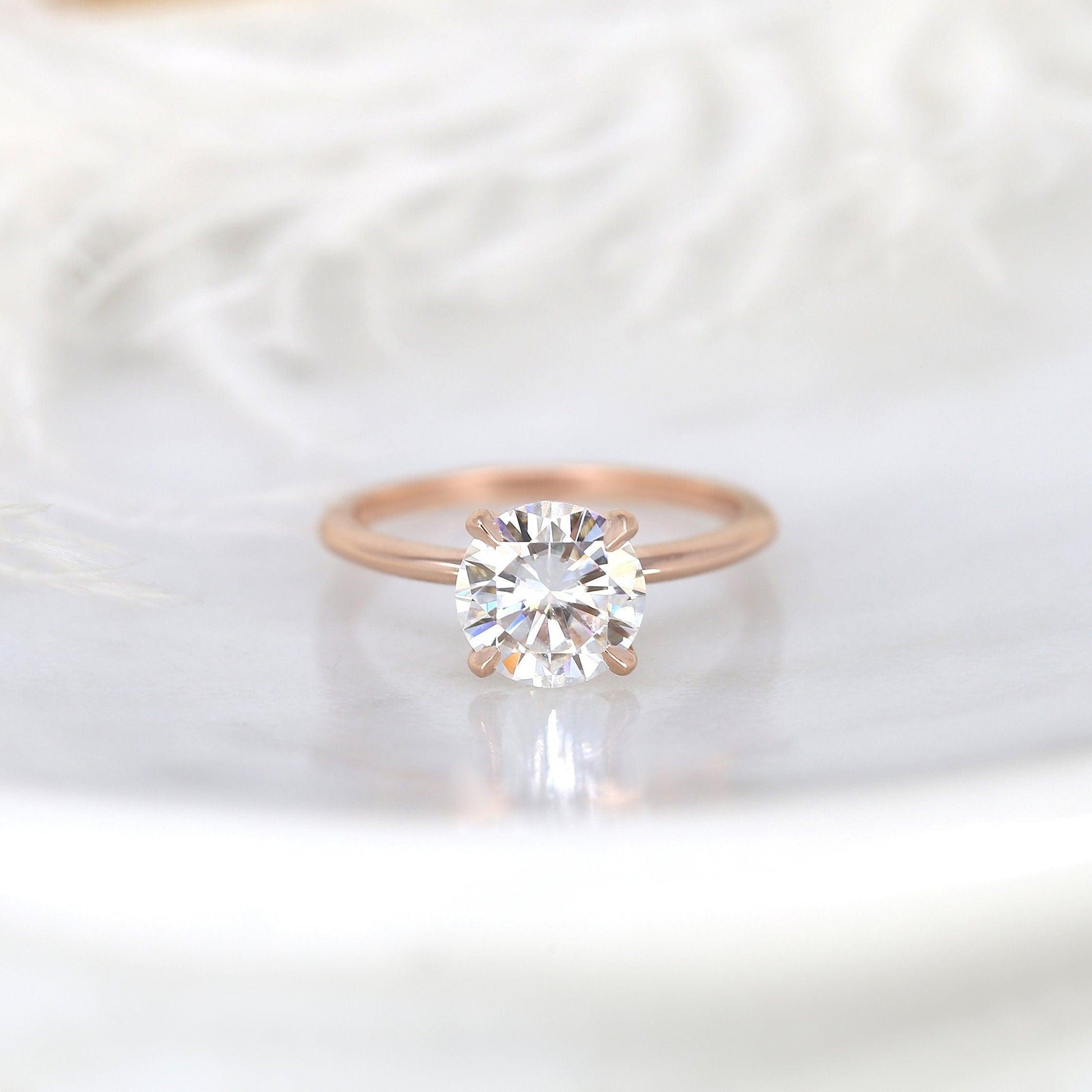 2 CT Round Solitaire Moissanite Engagement Ring