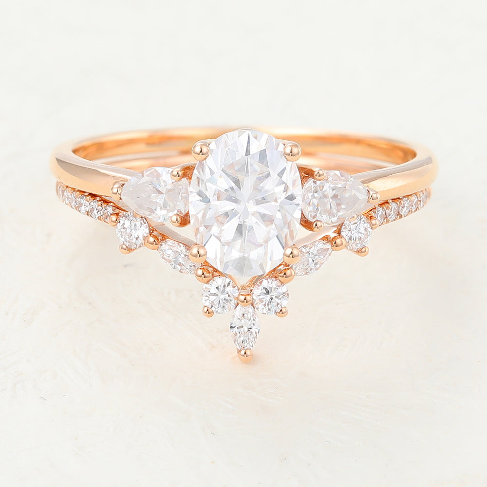 1.33 CT Oval Three Stone Moissanite Bridal Set