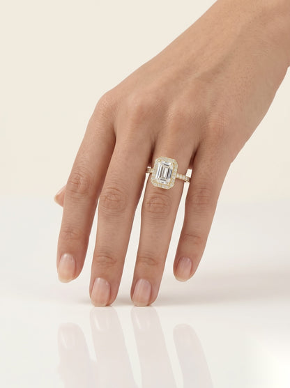 0.5 CT Emerald Halo & Pave Moissanite Engagement Ring