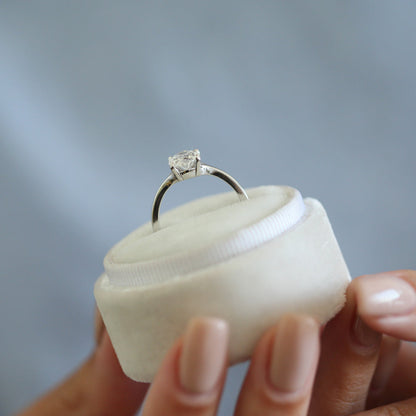 1.5 CT Oval Solitaire Moissanite Engagement Ring