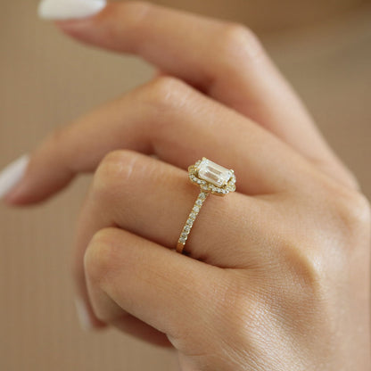 1.55 CT Emerald Vintage Halo & Pave Moissanite Engagement Ring
