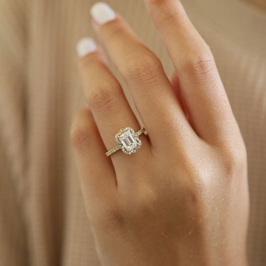 1.55 CT Emerald Vintage Halo & Pave Moissanite Engagement Ring