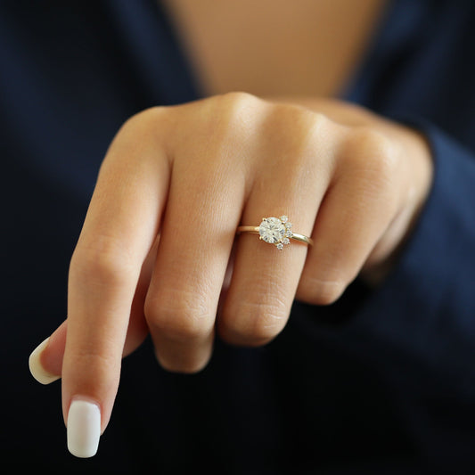 1 CT Round Cluster Moissanite Engagement Ring