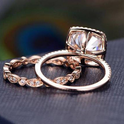 1 CT Cushion Halo & Pave Moissanite Bridal Set