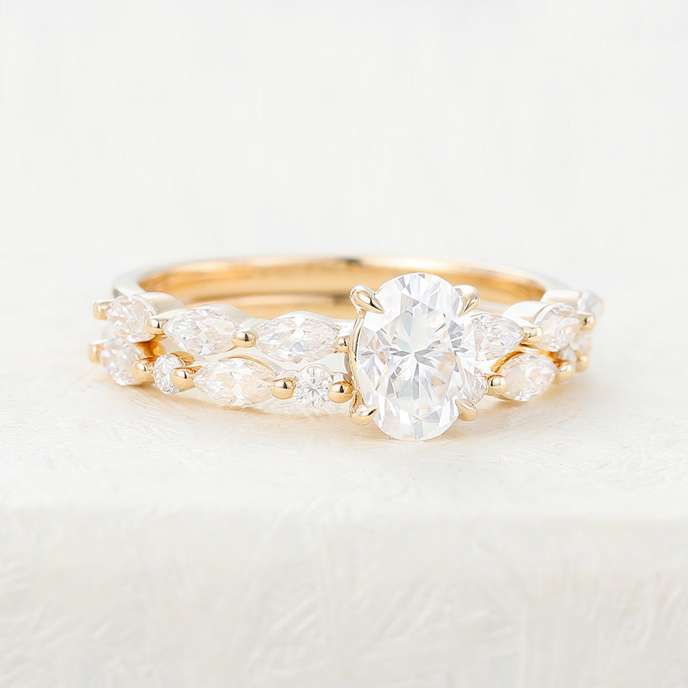 0.84 CT Oval Pave Moissanite Bridal Set