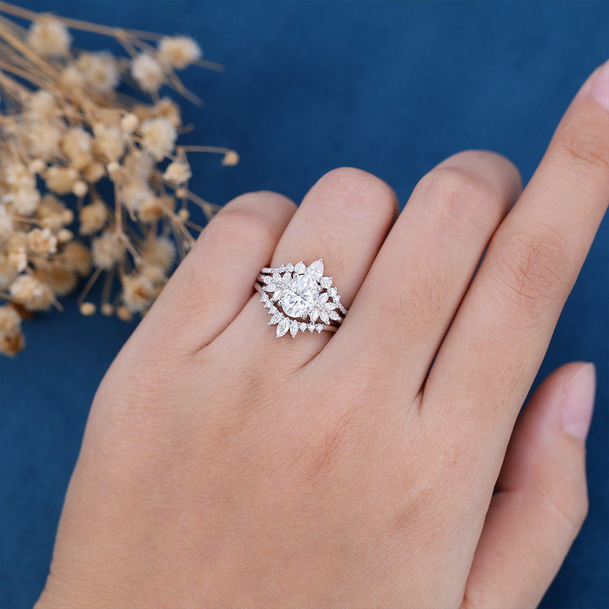 1.33 CT Oval Cluster Moissanite Bridal Set