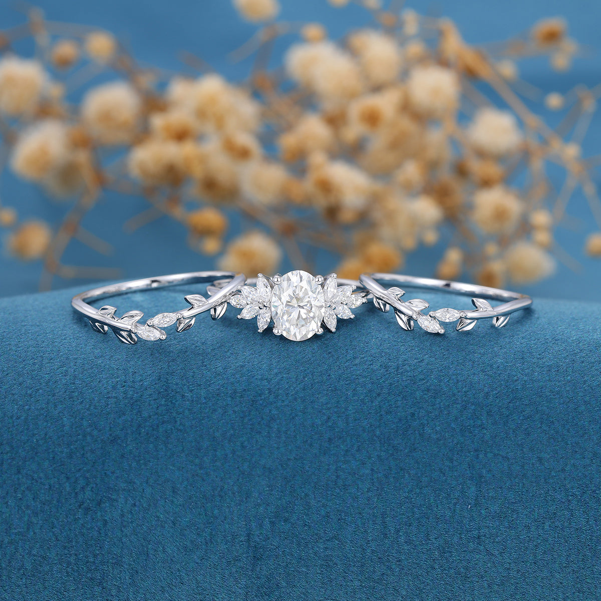 1.33 CT Oval Cluster Moissanite Bridal Set