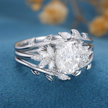 1.33 CT Oval Cluster Moissanite Bridal Set