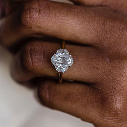 2.2 CT Oval Three Stone Moissanite Engagement Ring