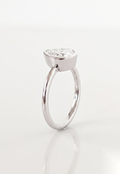 1 CT Pear Solitaire Moissanite Engagement Ring