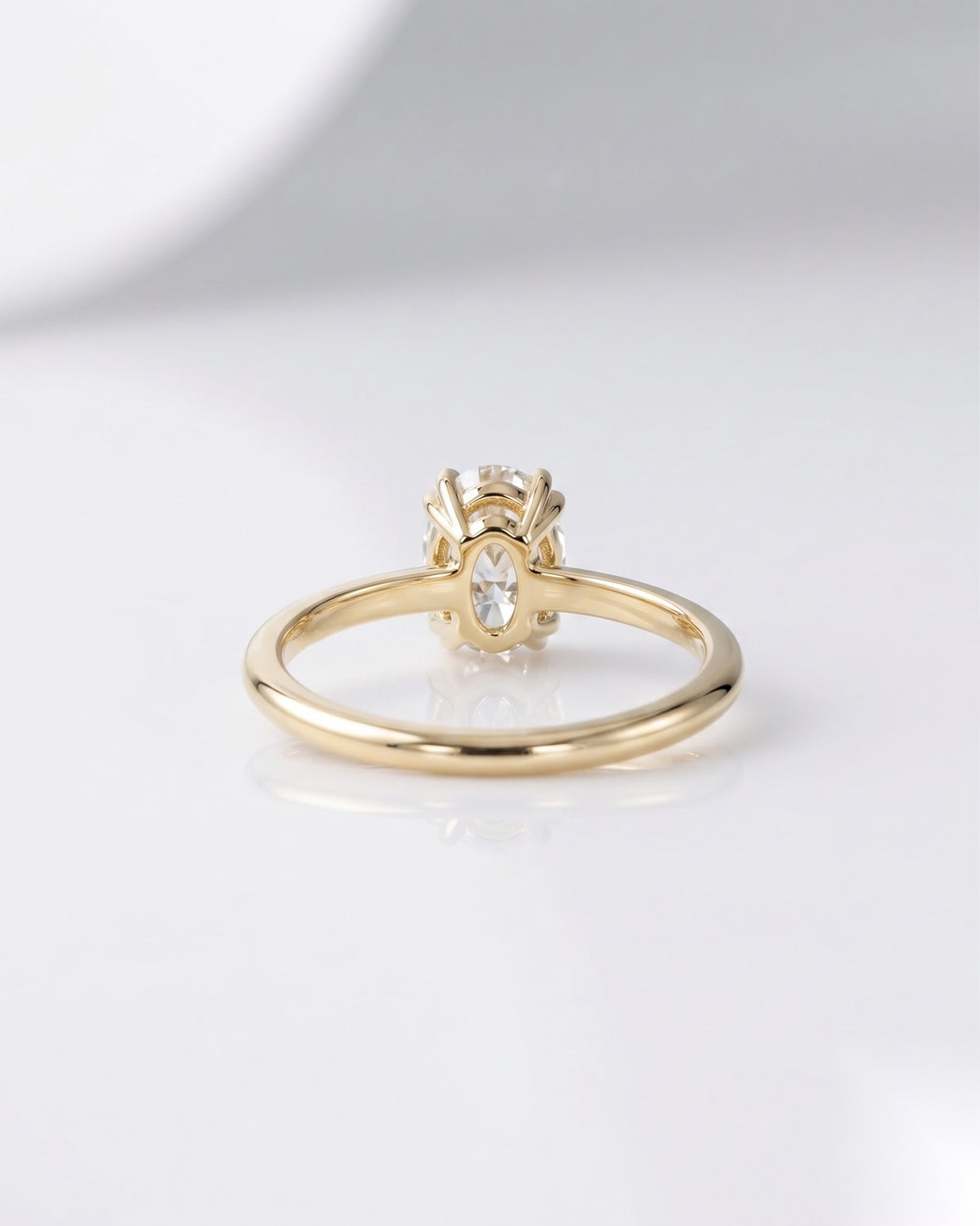 1 CT Oval Solitaire Moissanite Engagement Ring