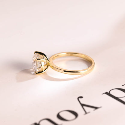 2.0 CT East West Oval Solitaire Moissanite Engagement Ring