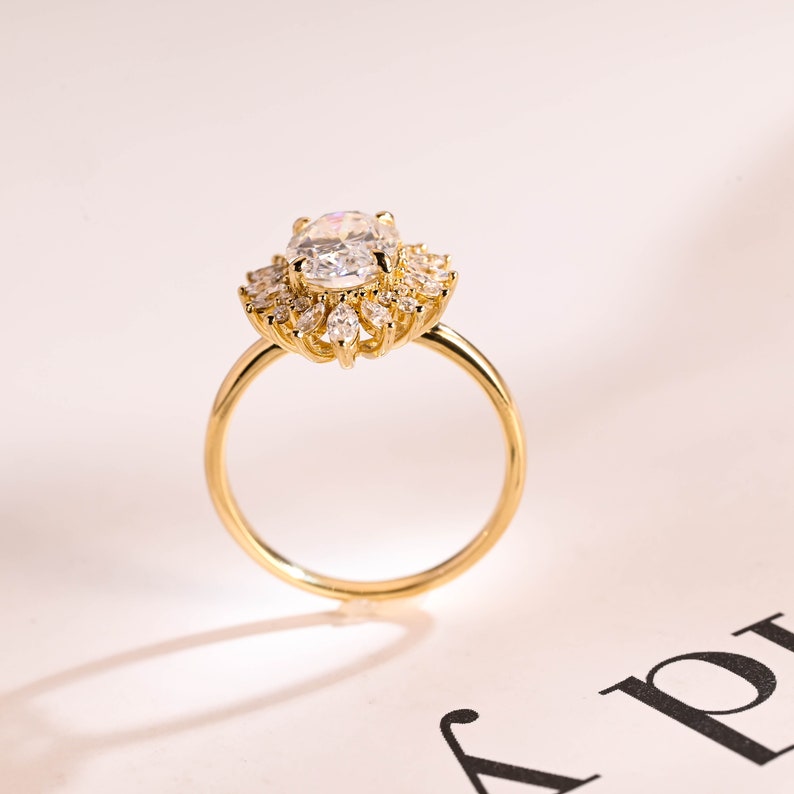 2.0 CT Oval Halo Moissanite Engagement Ring