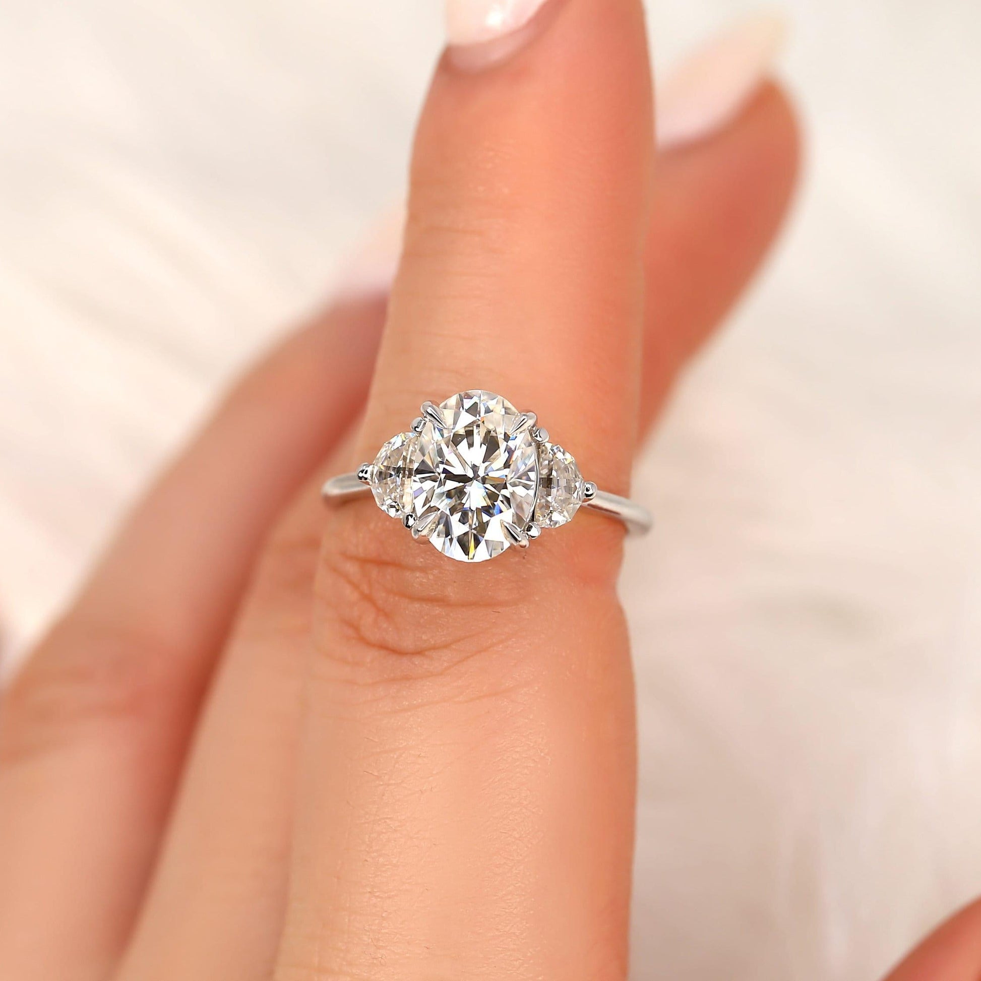2.5 CT Oval Three Stone Moissanite Engagement Ring