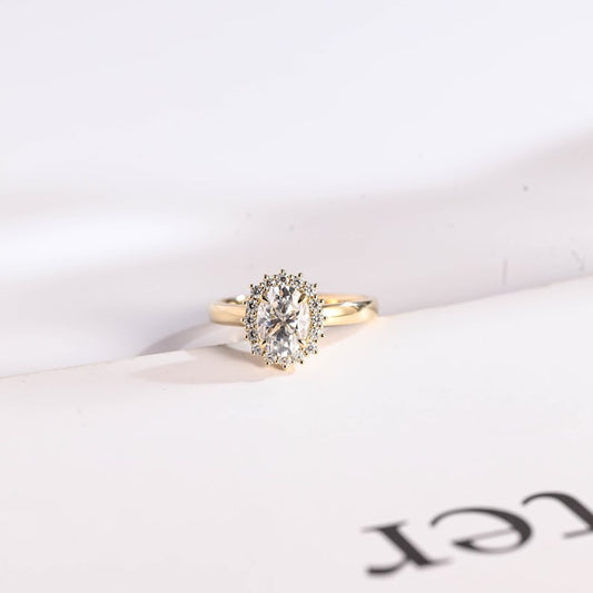 2.0 CT Oval Halo Moissanite Engagement Ring