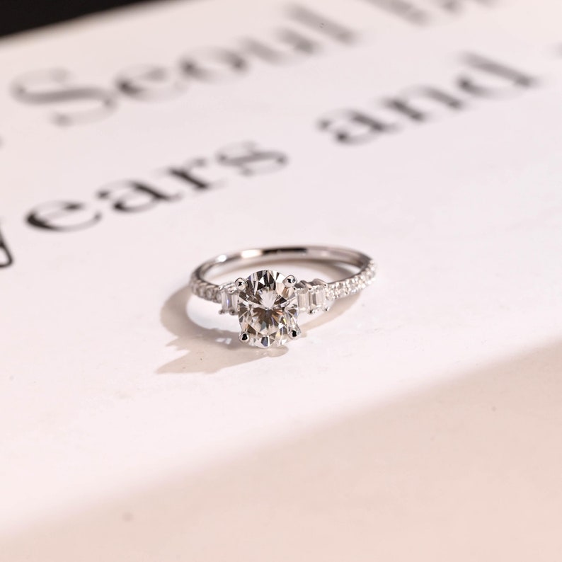 2.0 CT Oval Pave Moissanite Engagement Ring