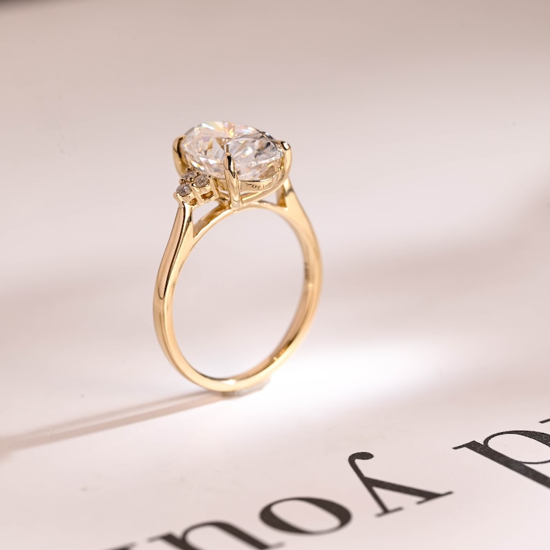 2.0 CT Oval Cluster Moissanite Engagement Ring