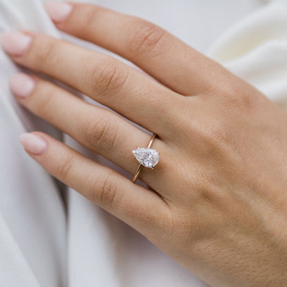 2 CT Pear Solitaire Moissanite Engagement Ring