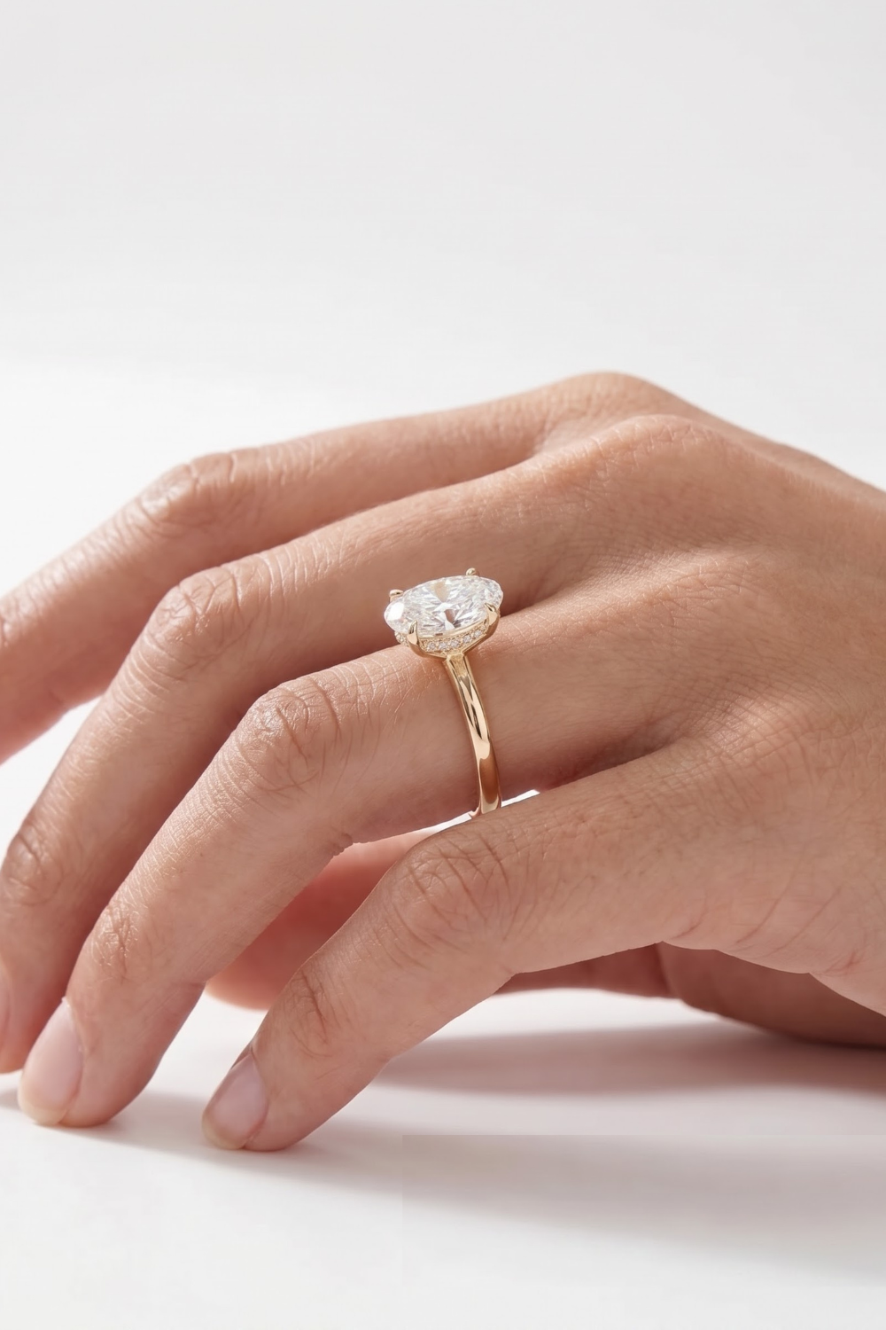2 CT Oval Solitaire Moissanite Engagement Ring
