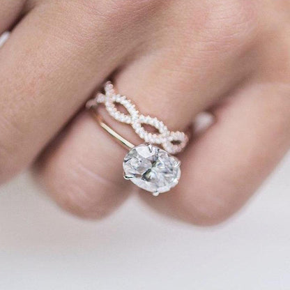 4 CT East West Oval Solitaire Moissanite Engagement Rings