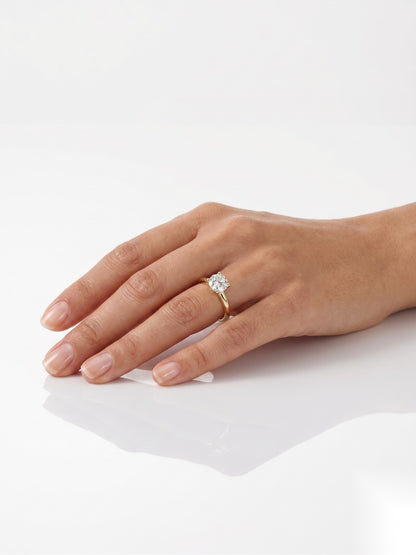 1 CT Round Solitaire Moissanite Engagement Ring