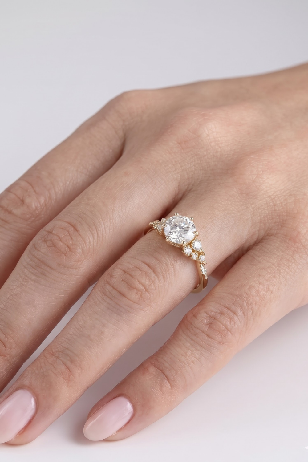 1 CT Round Cluster Moissanite Engagement Ring