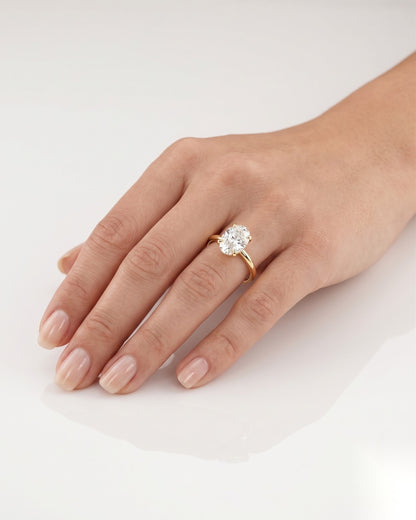 1.5 CT Oval Solitaire Moissanite Engagement Ring