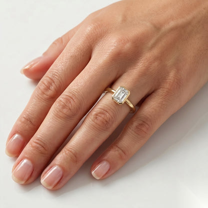 0.5 CT Emerald Solitaire Moissanite Engagement Ring