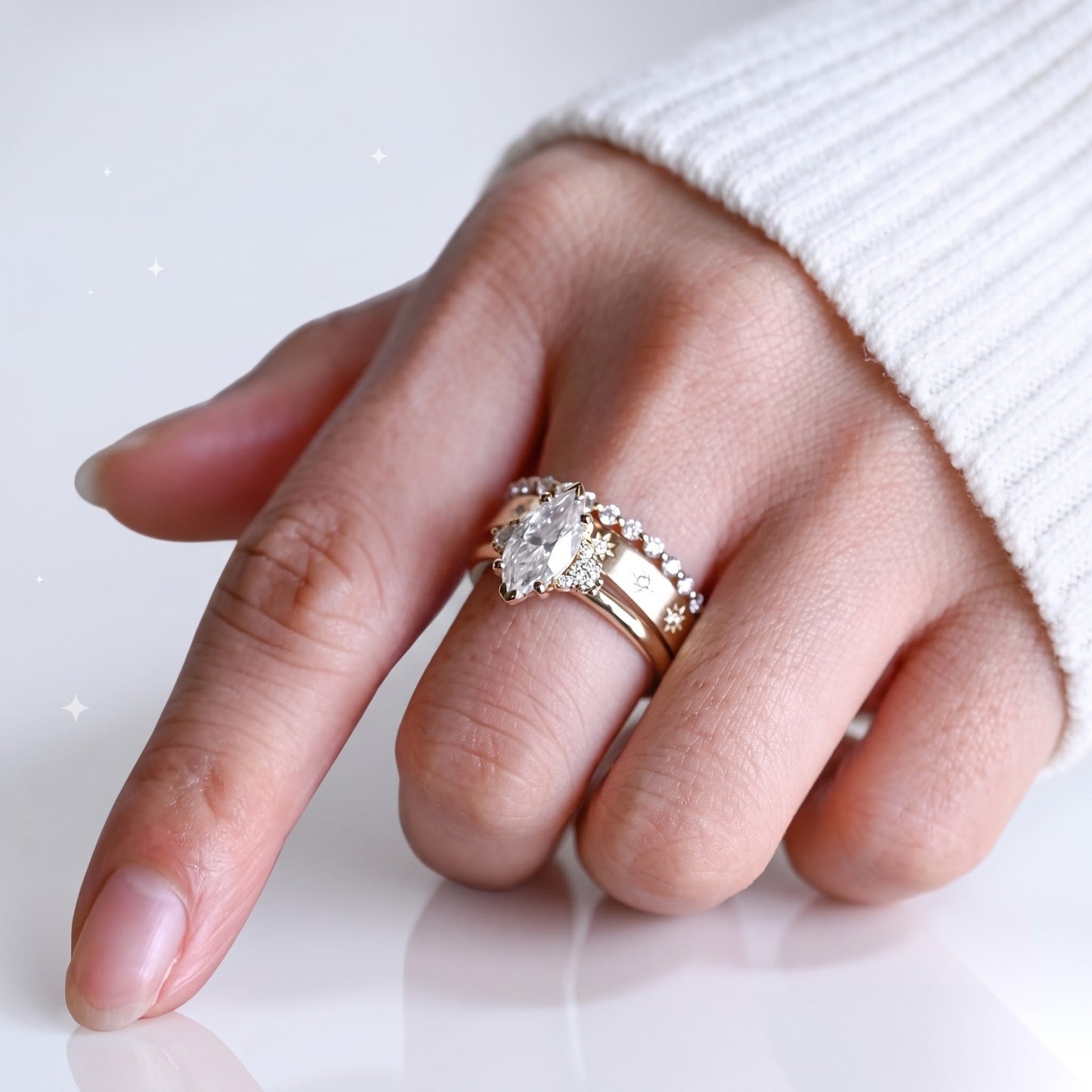 1.6 CT Emerald Cluster Moissanite Bridal Set