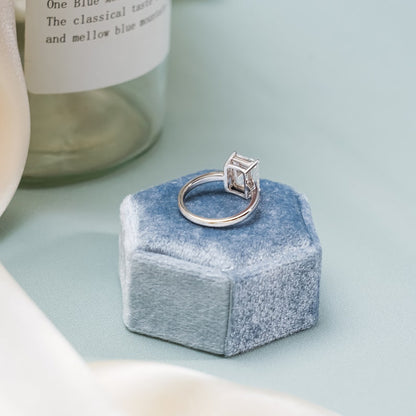 2.0 CT Emerald Solitaire Moissanite Engagement Ring