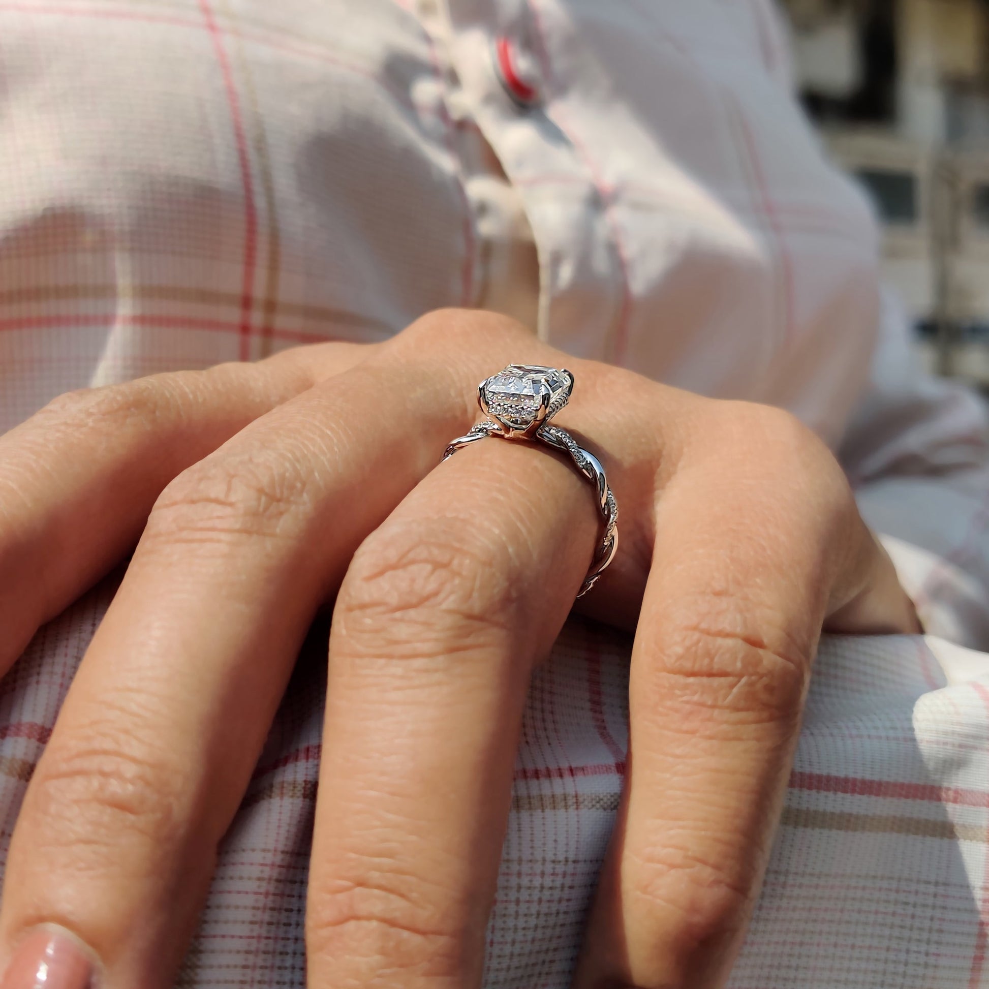 2.50 CT Emerald Twisted Pave Moissanite Engagement Ring