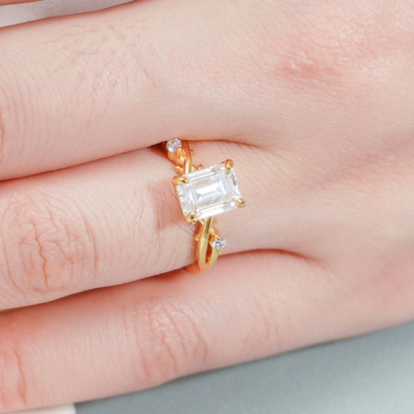 2.0 CT Emerald Twisted Pave Moissanite Engagement Ring