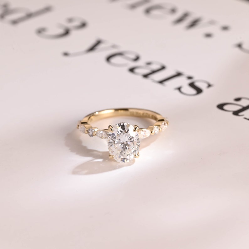 2.0 CT Oval Pave Moissanite Engagement Ring
