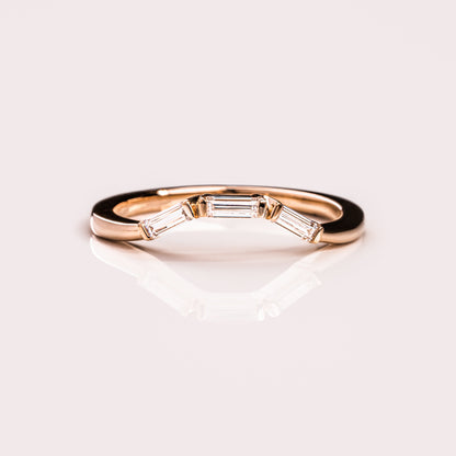 0.39 TCW Baguette Curved Moissanite Wedding Band