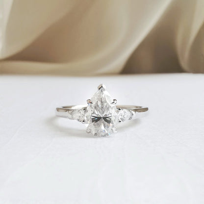 1.5 CT Pear Three Stone Moissanite Engagement Ring